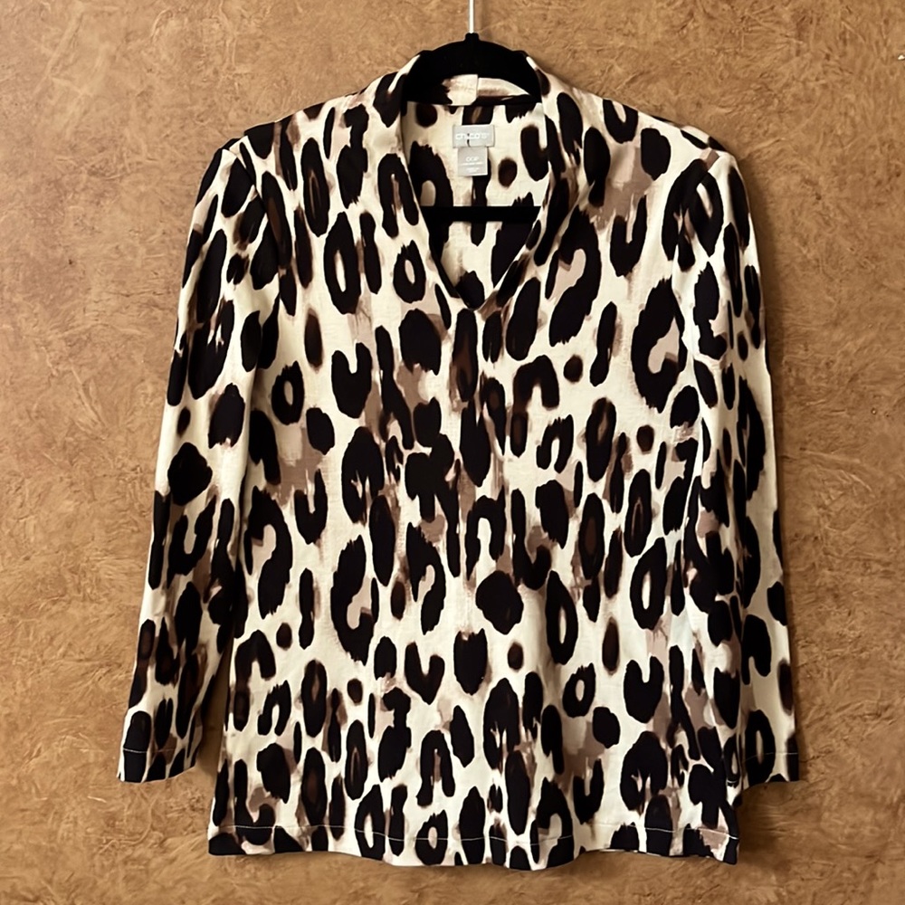 Chico’s animal print top size 00 petite